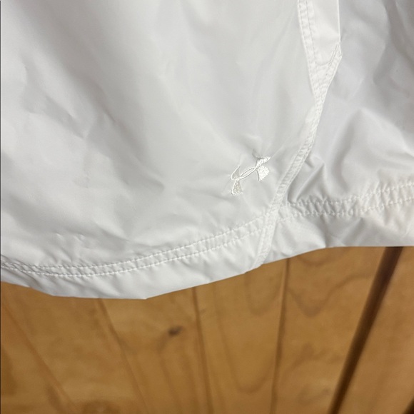 Under Armour White Sleeveless Tank Top - Picture 6 of 7